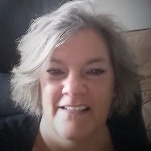 Meet your Posher, Lee-anna